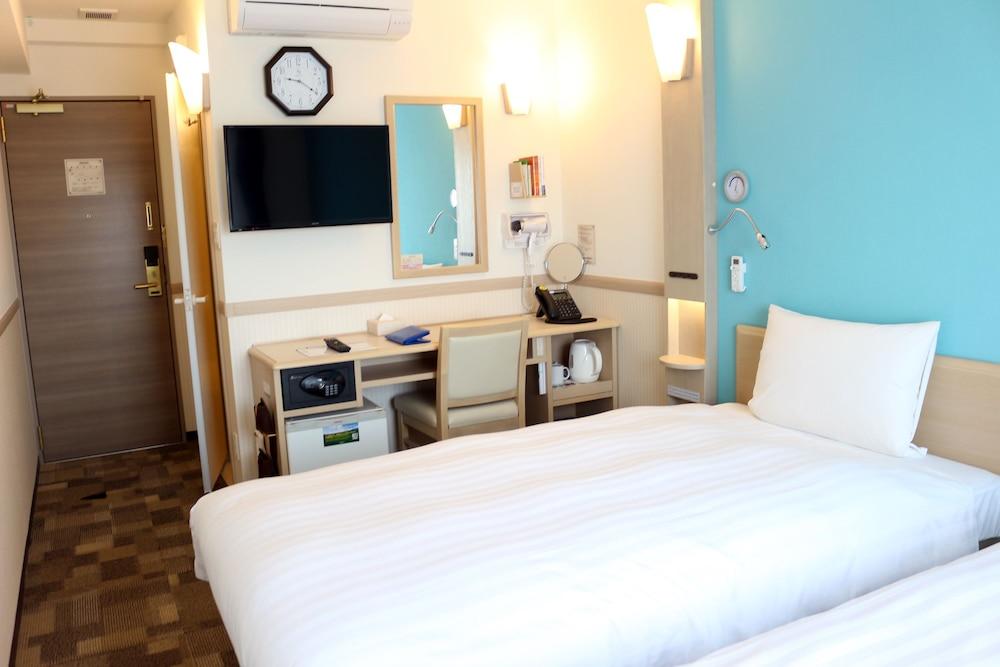 Toyoko Inn JR Kawaguchi-Eki Nishi-Guchi