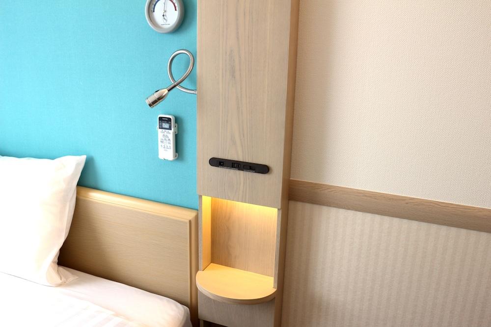 Toyoko Inn JR Kawaguchi-Eki Nishi-Guchi