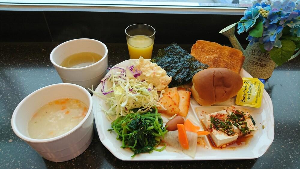 Toyoko Inn JR Kawaguchi-Eki Nishi-Guchi