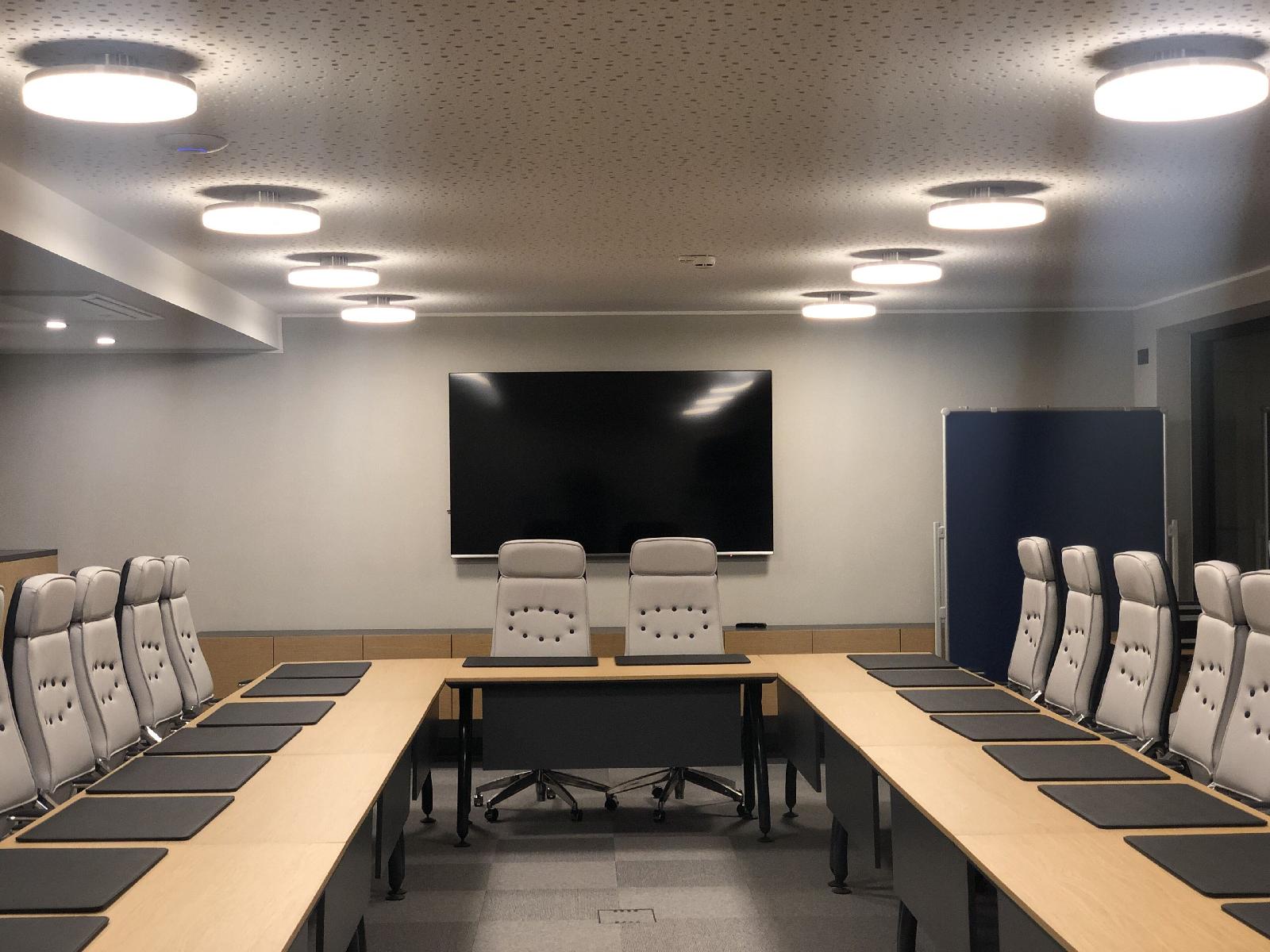 Intergroup Business Und Design Hotel