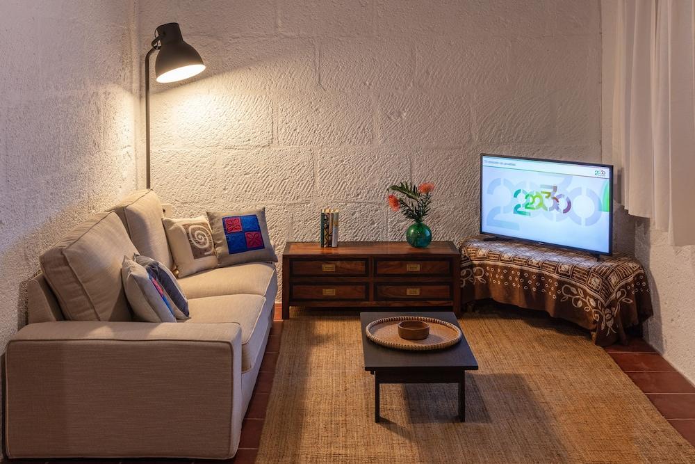 El Sitio De La Casa
