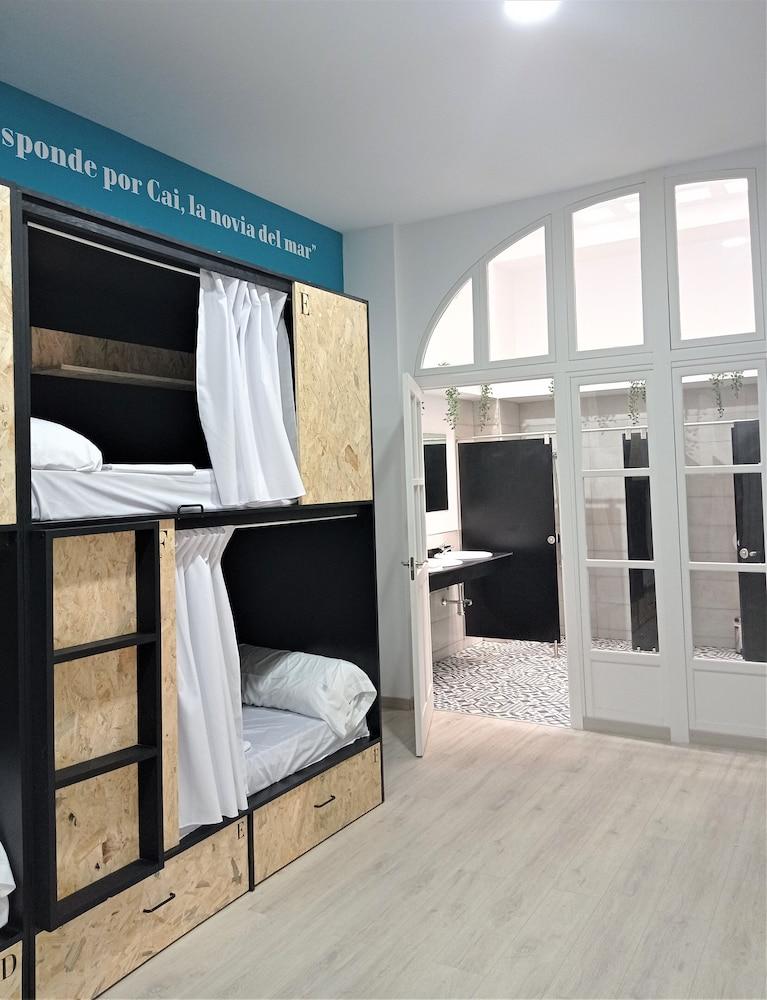 Planeta Cadiz Hostel