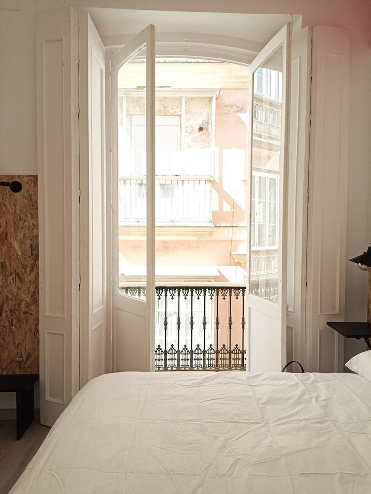 Planeta Cadiz Hostel