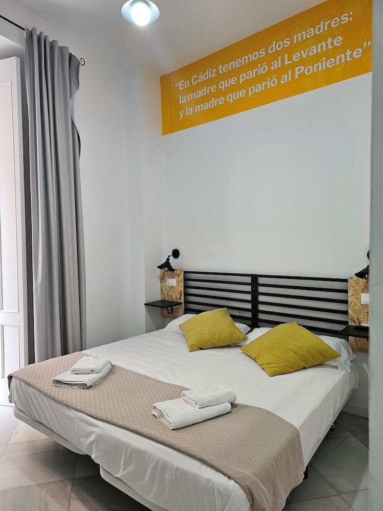 Planeta Cadiz Hostel