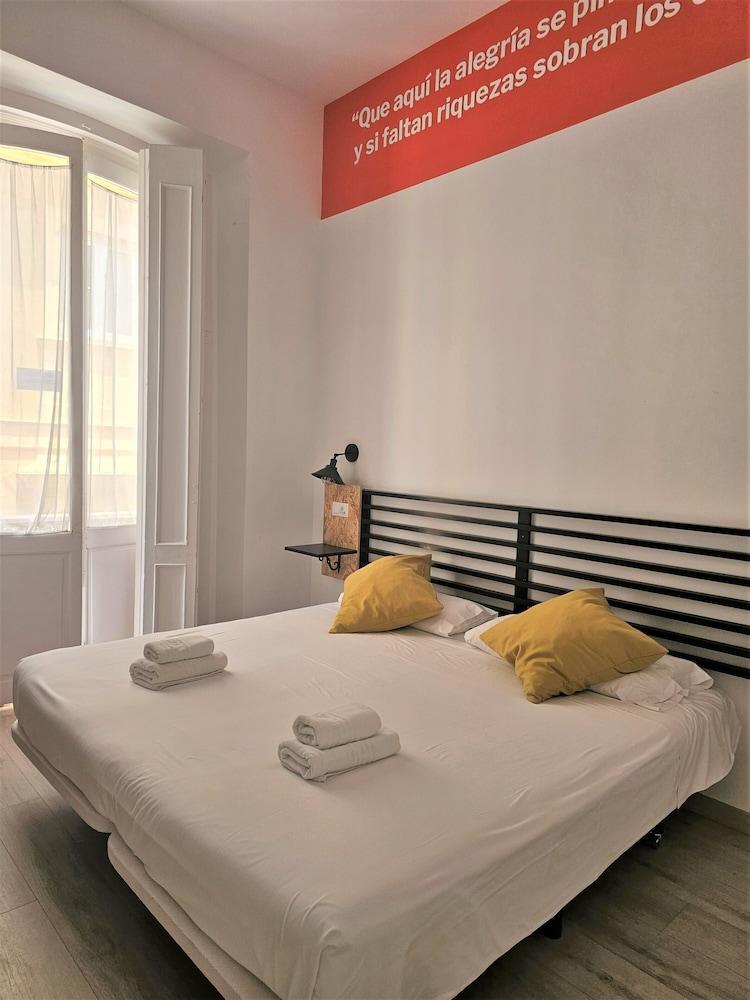 Planeta Cadiz Hostel