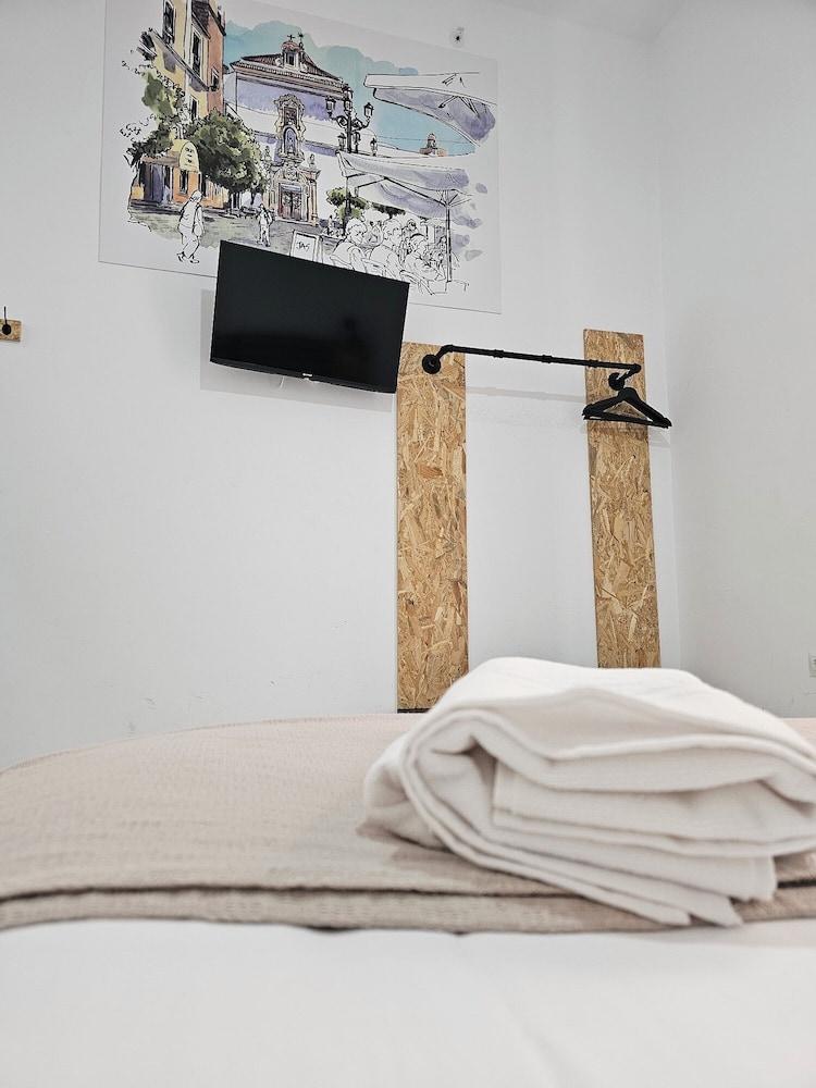 Planeta Cadiz Hostel