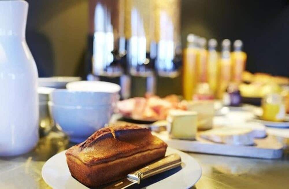 Hotel Mil8