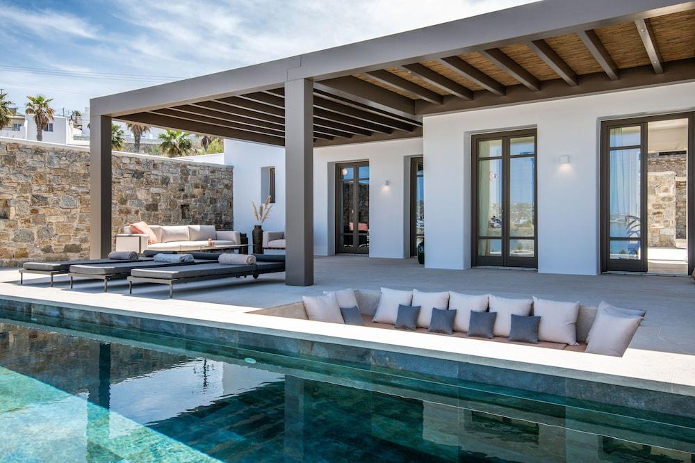 Bonzoe Homes & Villas