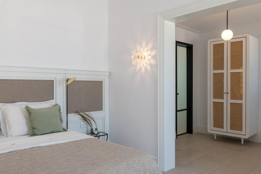 Bonzoe Homes & Villas