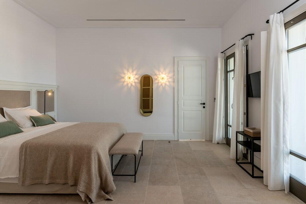 Bonzoe Homes & Villas