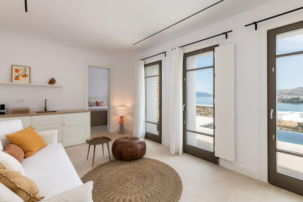 Bonzoe Homes & Villas