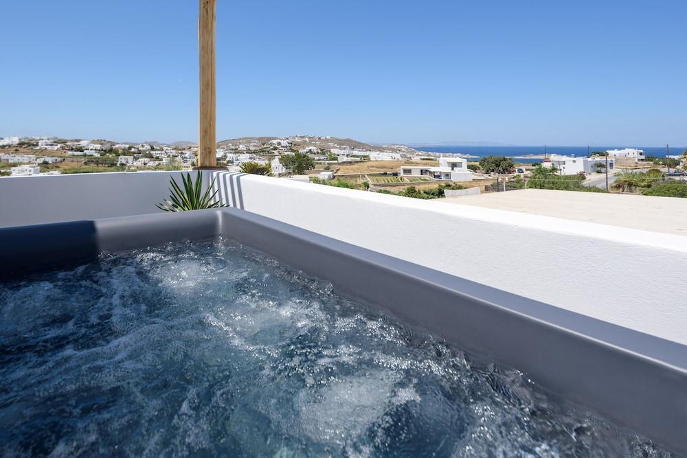 Ikies of Mykonos