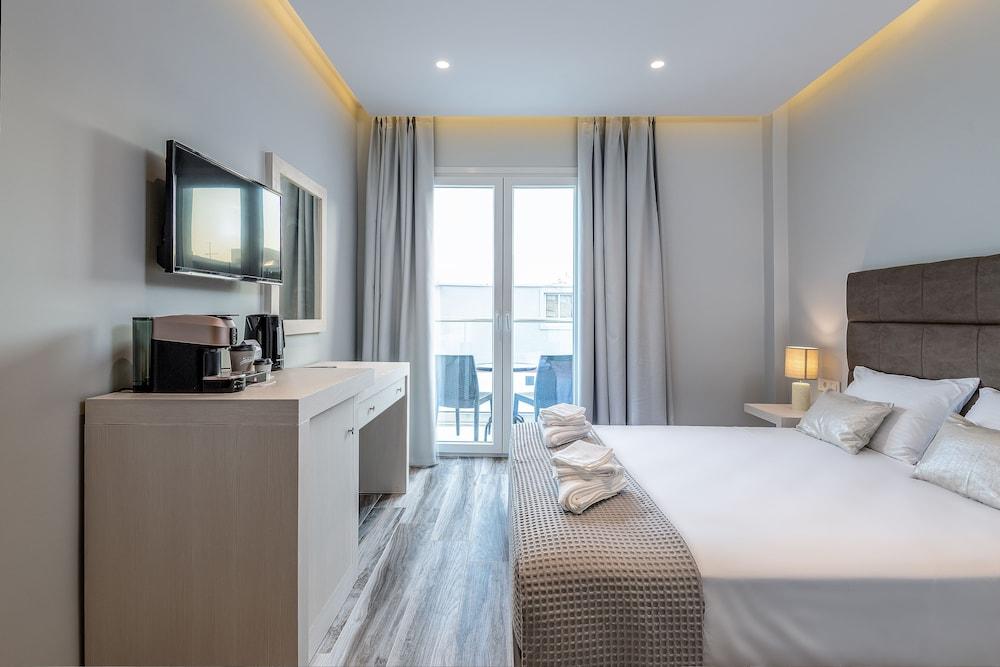Kyma Rooms & Suites