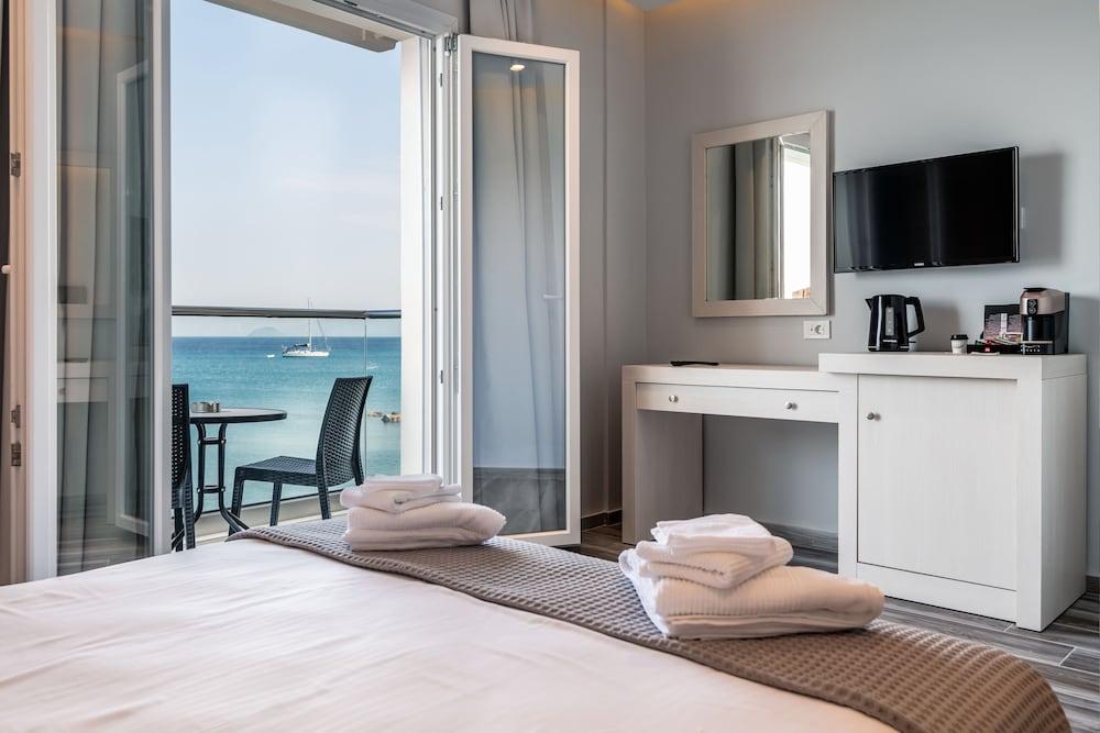 Kyma Rooms & Suites