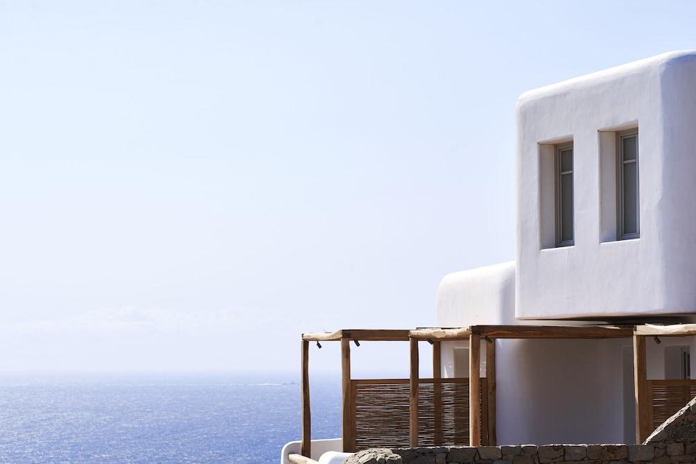 Mykonos Euphoria Suites