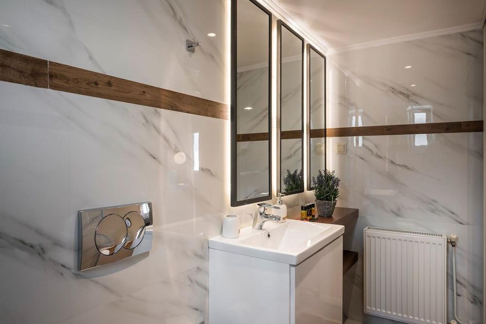 Sun Ray Luxury Aparthotel