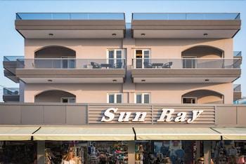Sun Ray Luxury Aparthotel