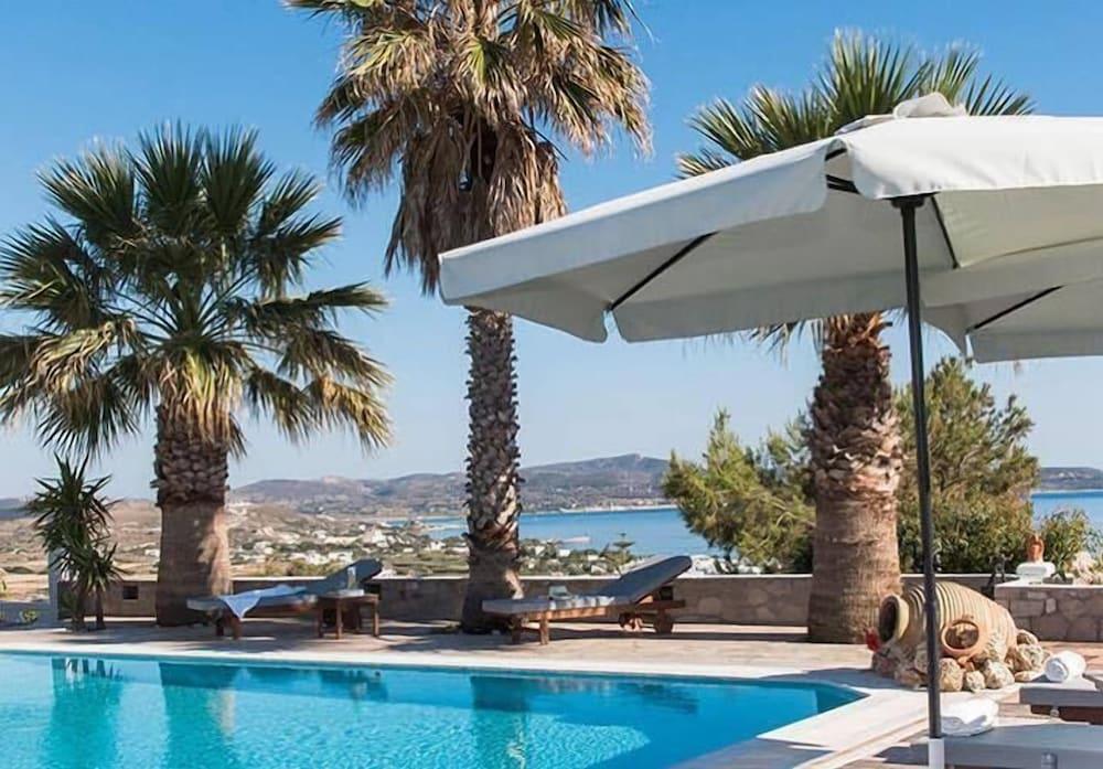 Villa Mina Apartments