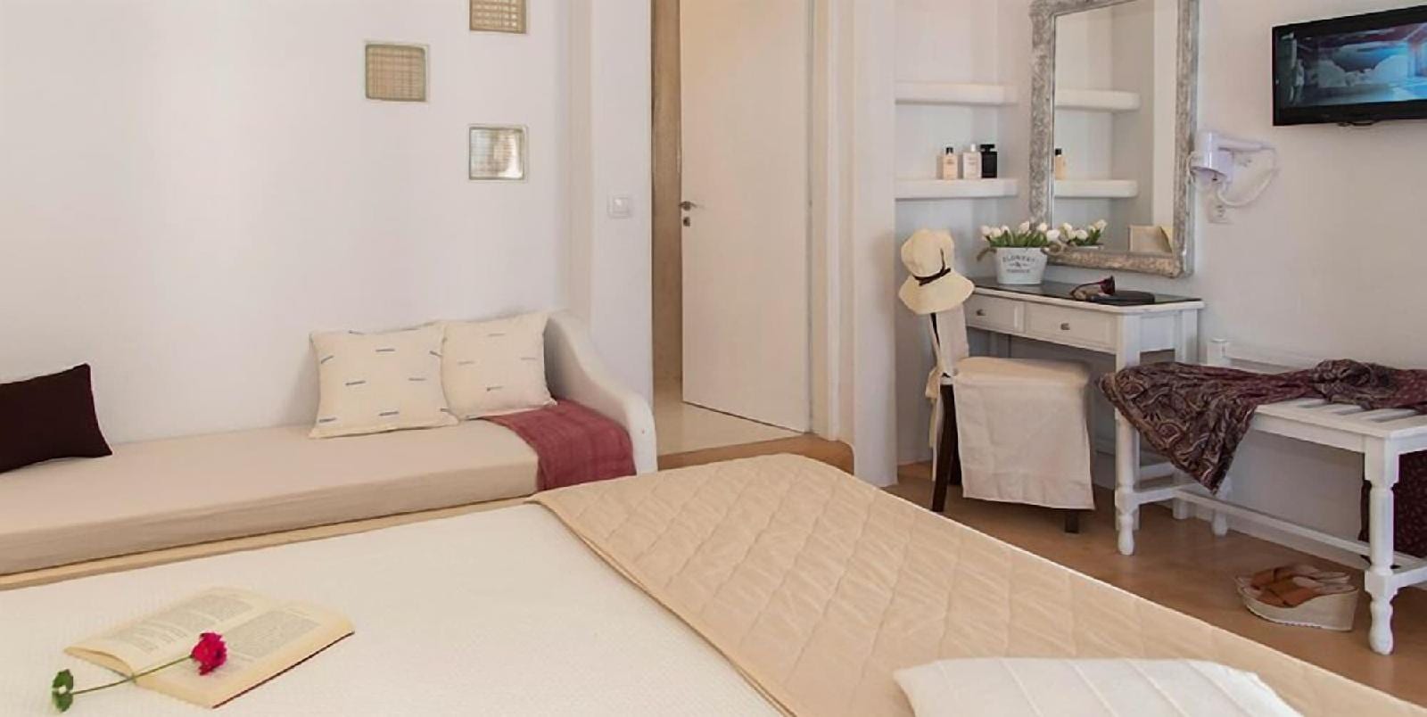 Villa Mina Apartments