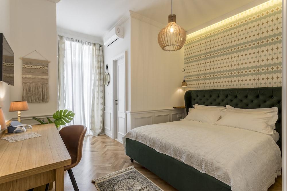 Evala Luxury Rooms With Pool And Garden