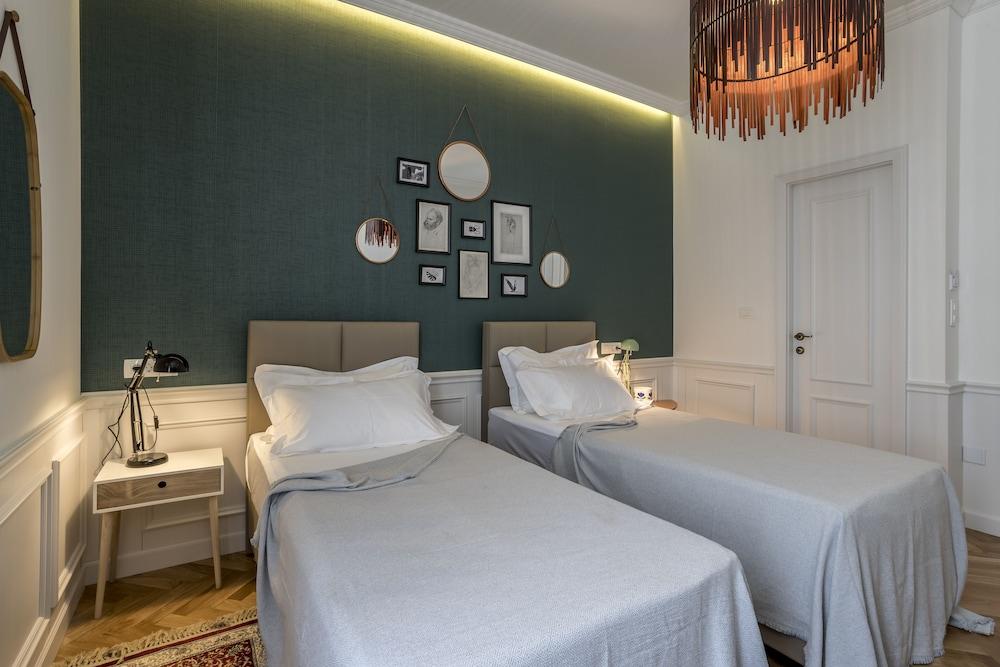 Evala Luxury Rooms With Pool And Garden