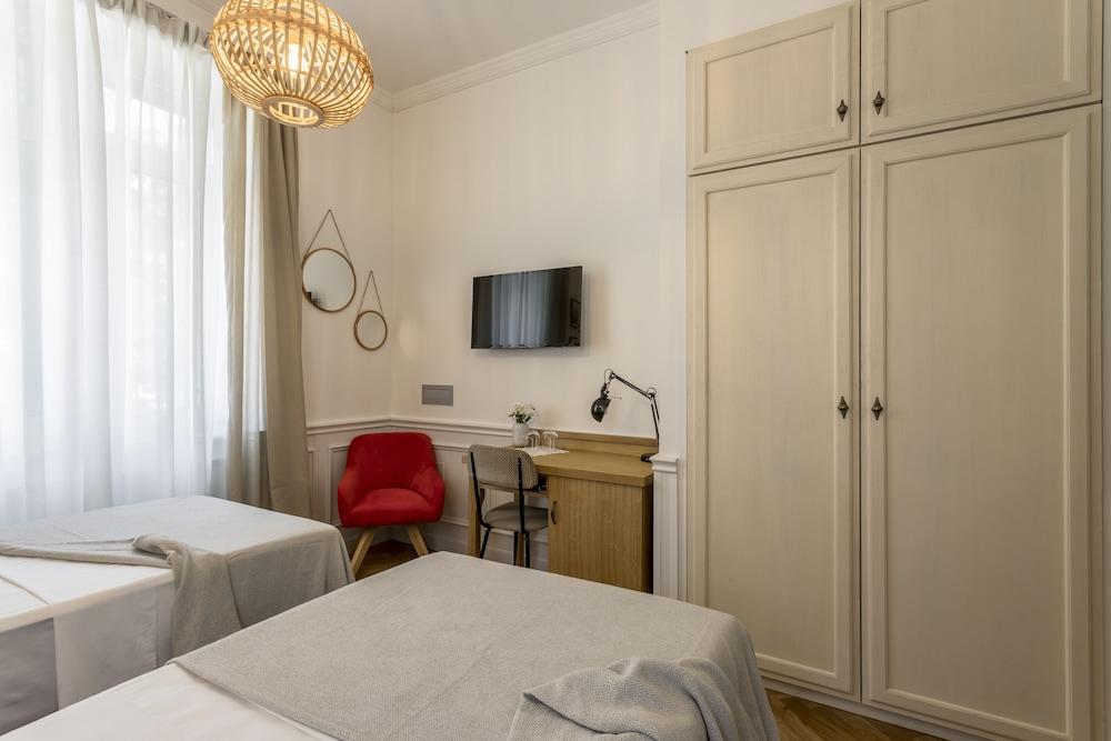 Evala Luxury Rooms With Pool And Garden