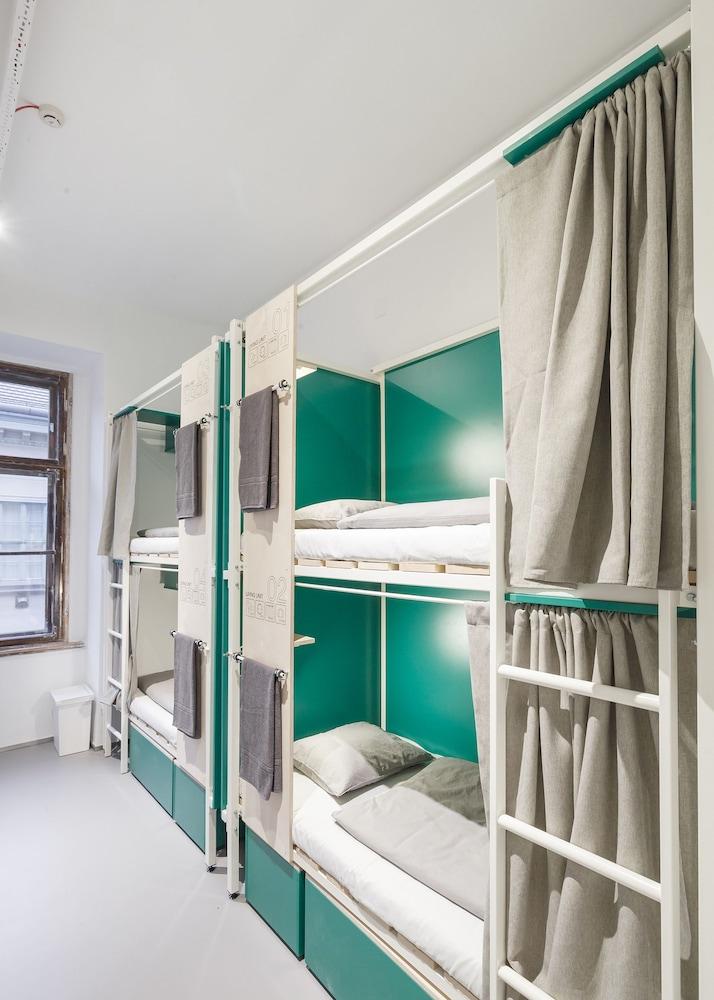 Flow Hostel