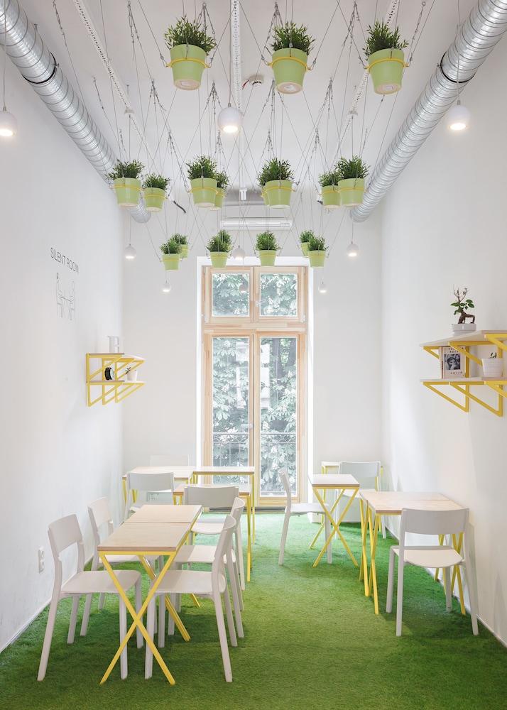 Flow Hostel