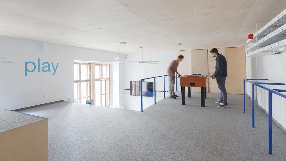Flow Hostel