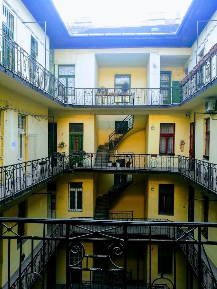 Park&Art Mini Boutique Hotel