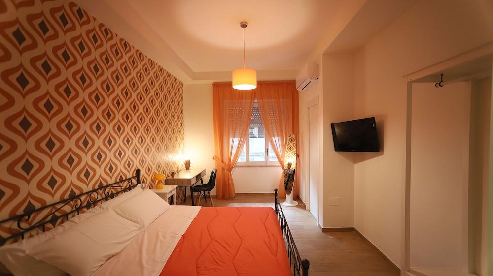 1970 Rooms
