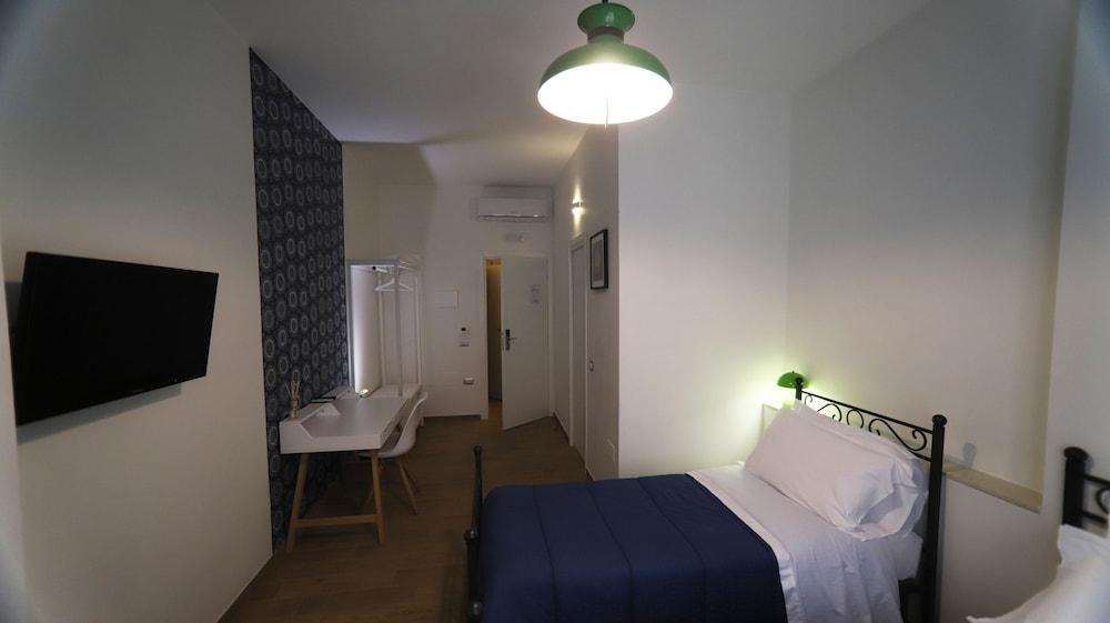 1970 Rooms