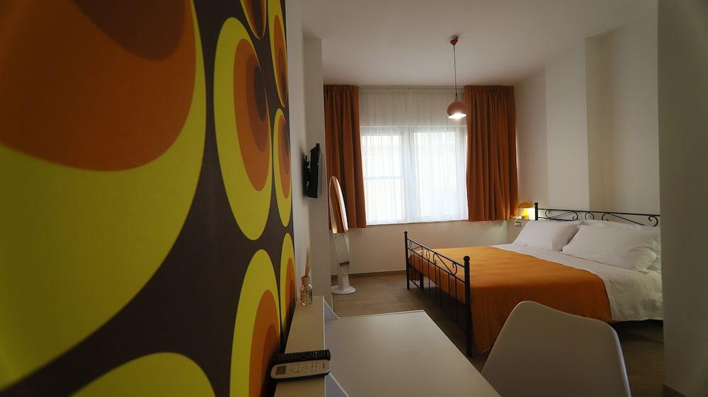 1970 Rooms