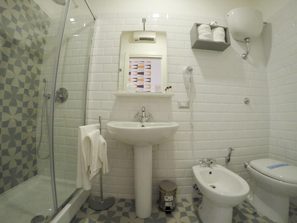 1970 Rooms