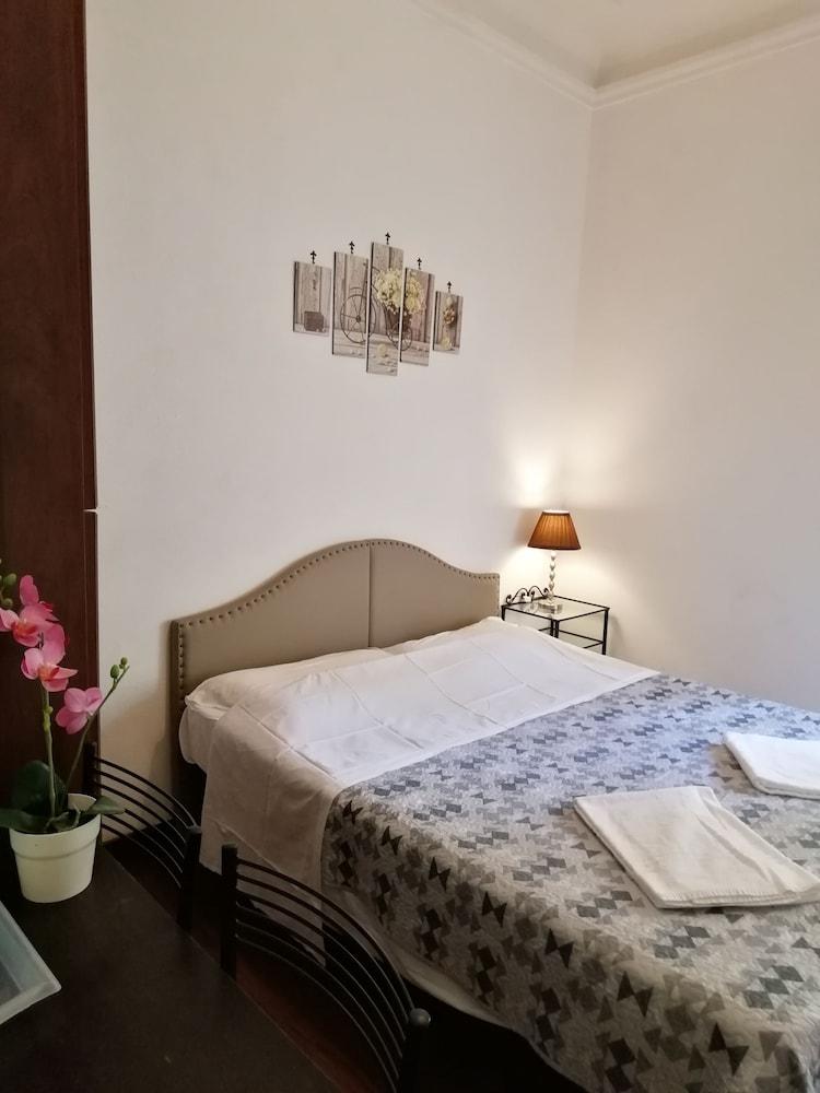 Clara House Roma