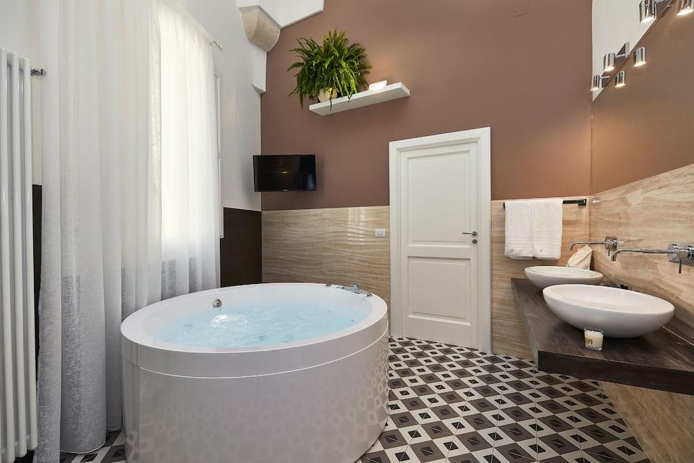 Donna Teresa Bed & Breakfast