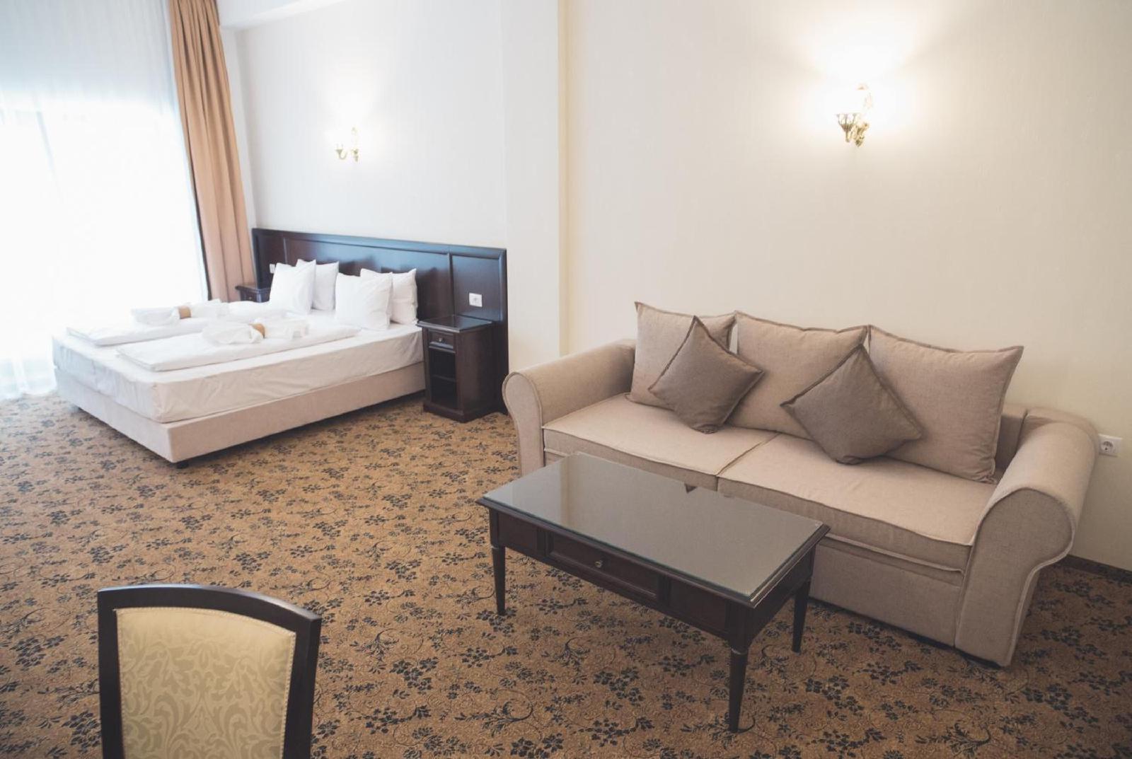 Rediu Hotel And Restaurant