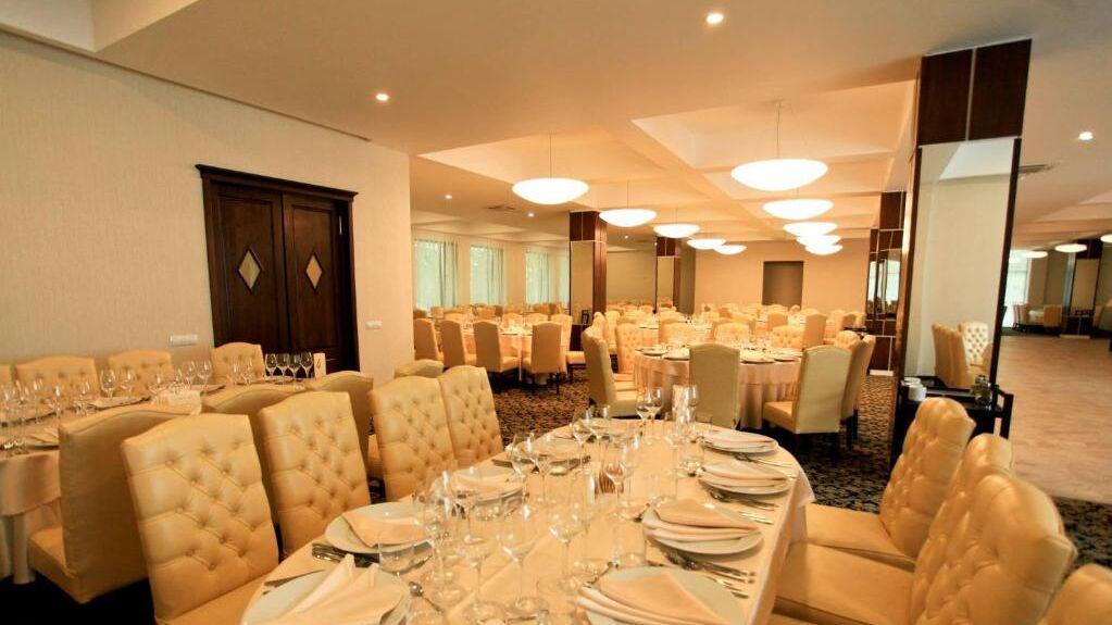 Rediu Hotel And Restaurant