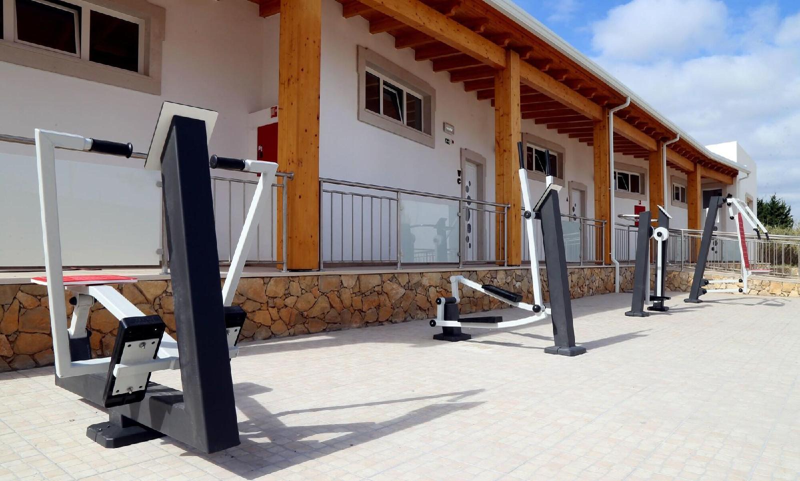 Sagres Sun Stay Surf Camp & Hostel
