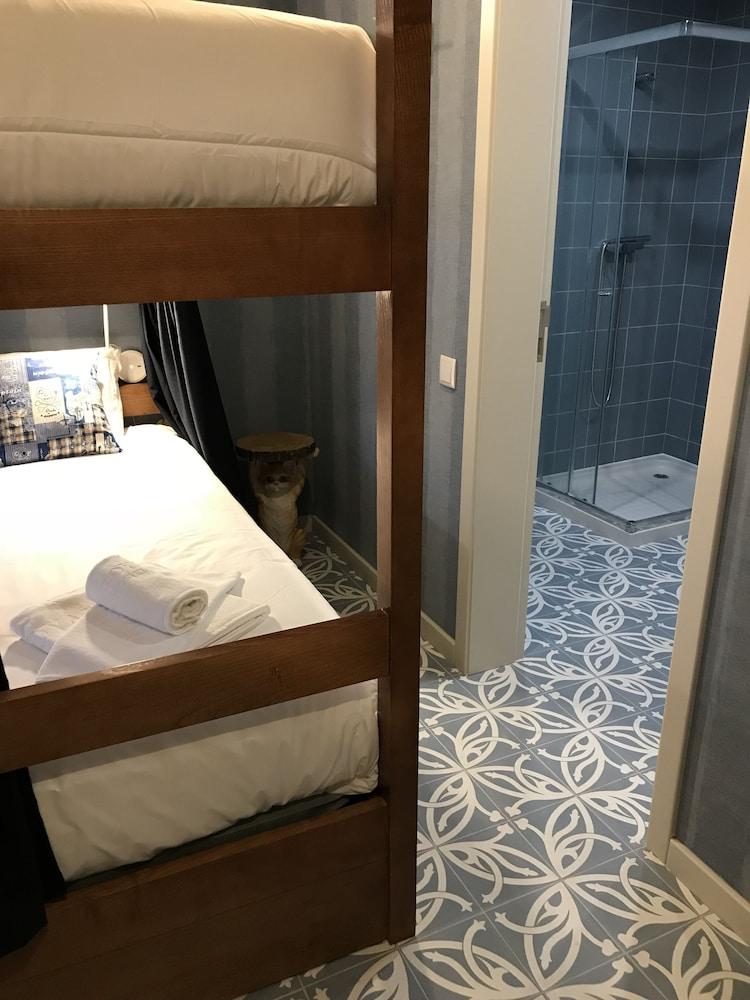 Royal Beach Hostel & Suites