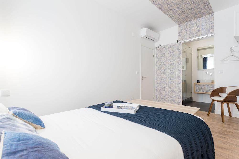 Lisbon Airport Suites