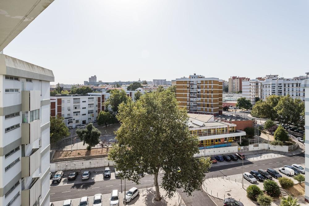 Lisbon Airport Suites