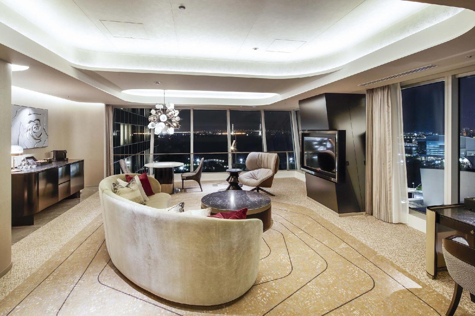 The Kahala Hotel & Resort Yokohama