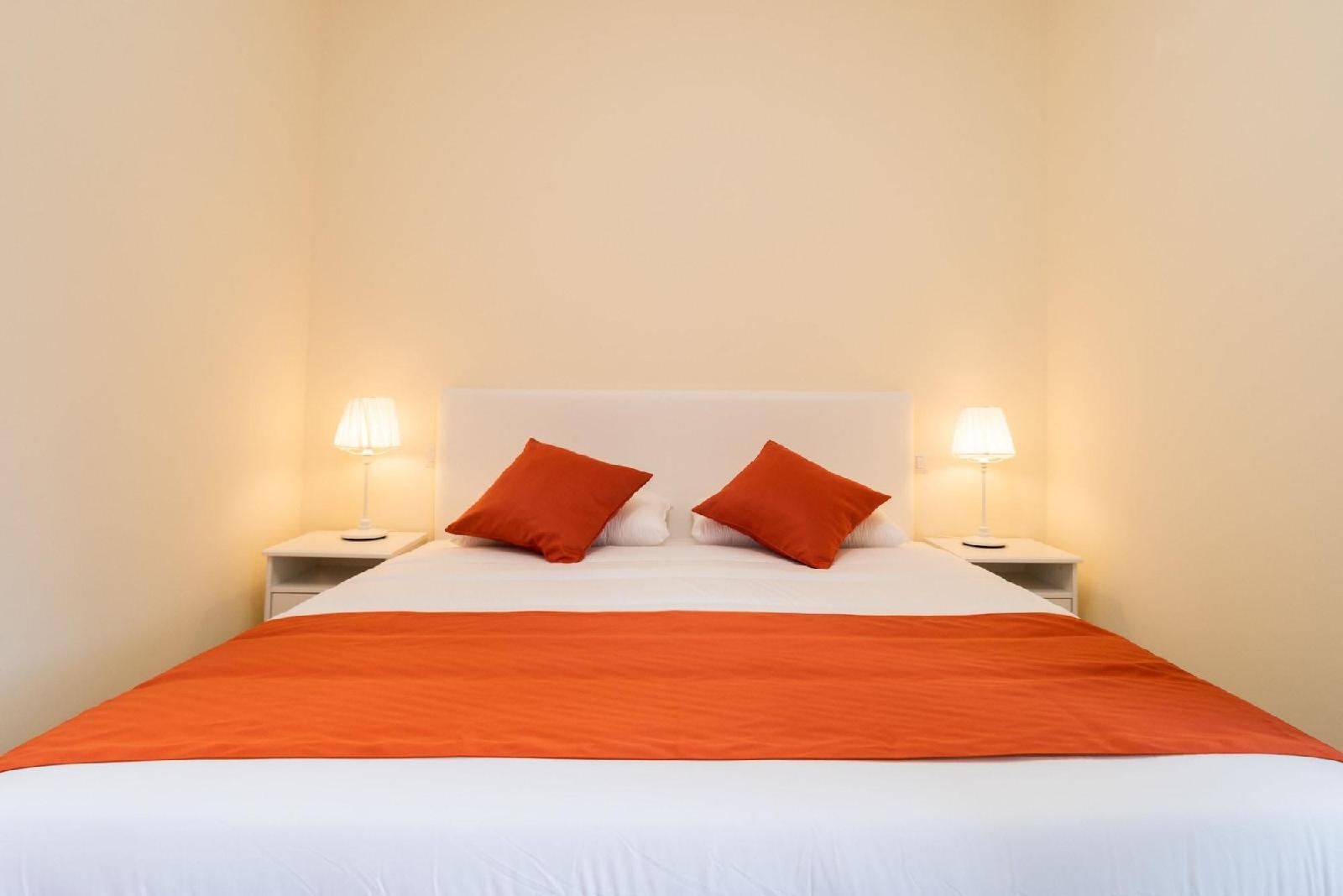 Minerva Monks' Inn