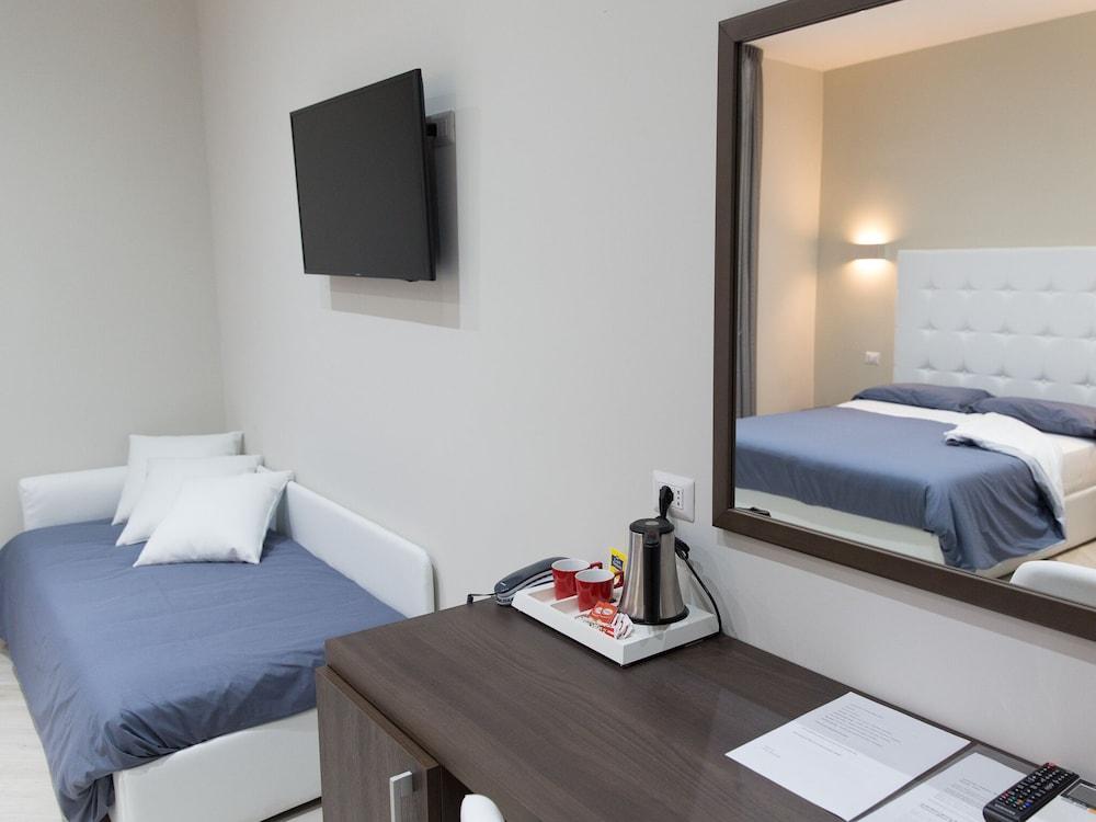 Venustas Roma Hotel