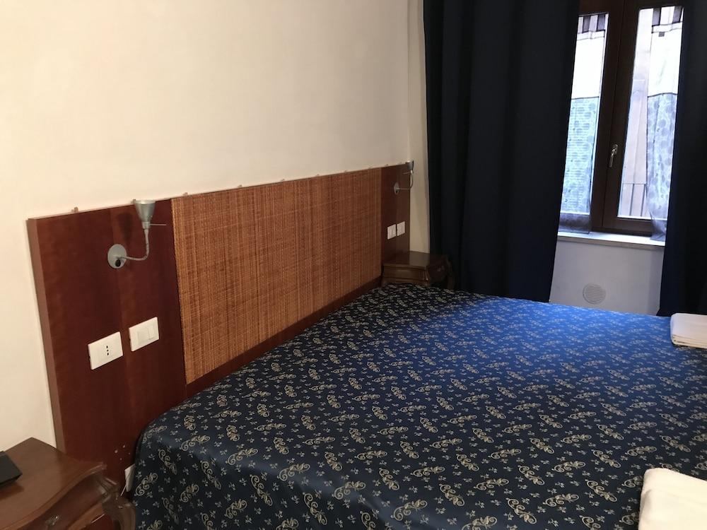 Suites Imperiali Guest House
