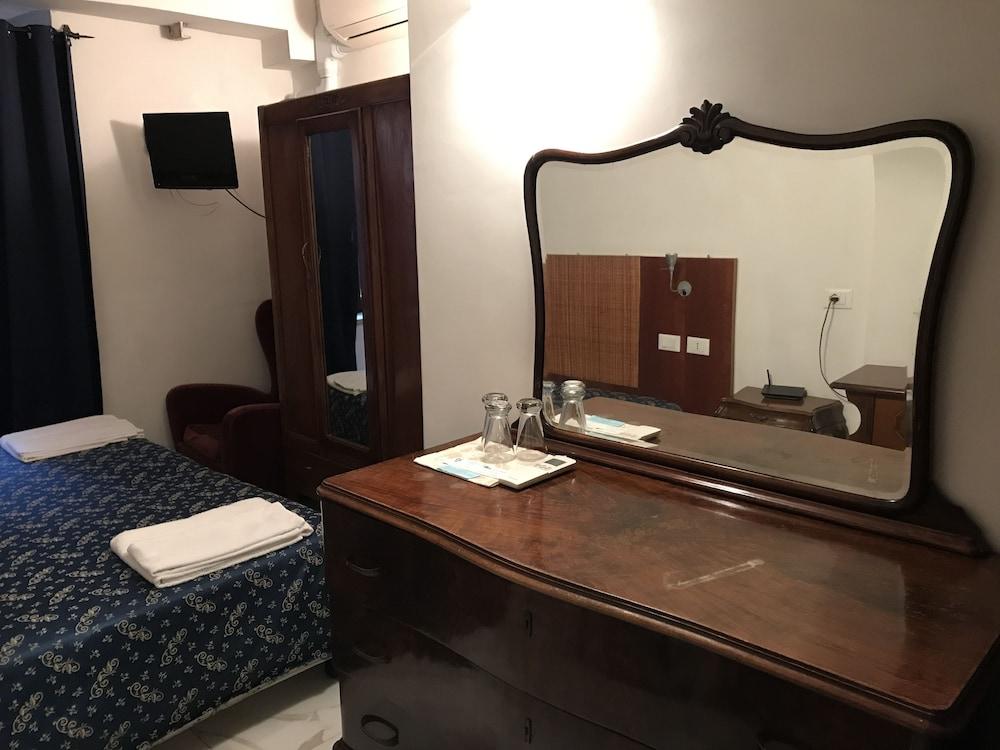 Suites Imperiali Guest House