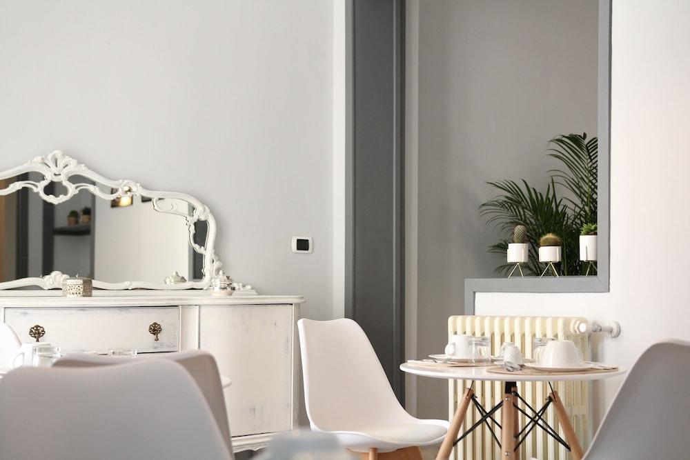 Rudiae Boutique