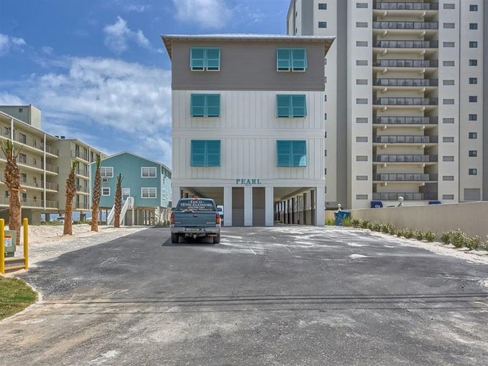 Casa Del Sol by Meyer Vacation Rentals