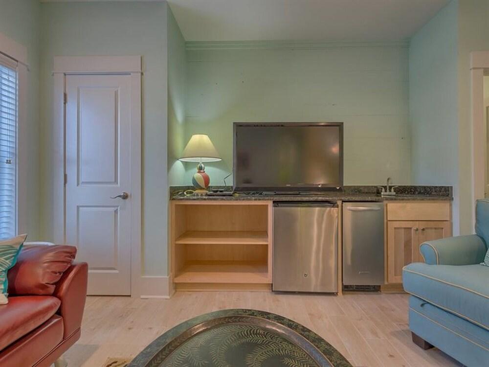 Casa Del Sol by Meyer Vacation Rentals